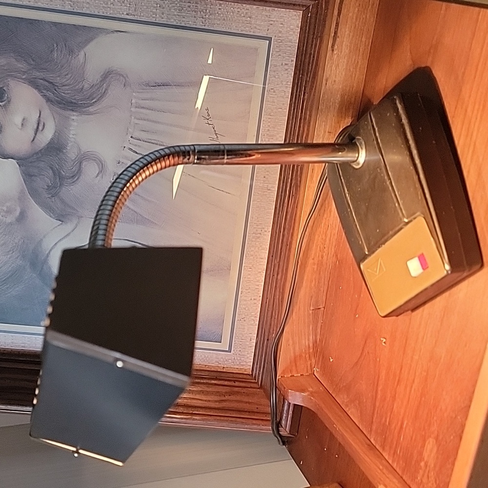 Desk lamp - Picture 3 of 8